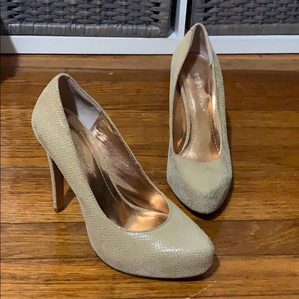 BCBGeneration Nude Heels. Size 6.
